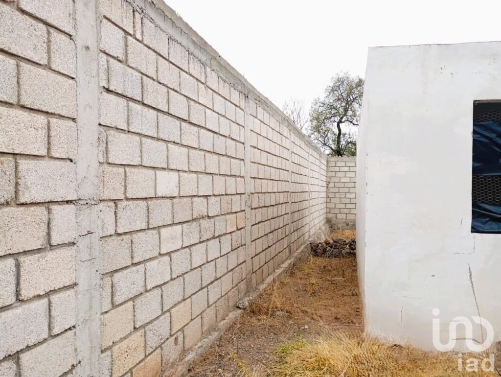 VENTA DE CASA 40 M DE CONSTRUCCION Y 200 M DE TERRENO EN LA MONERAZAPOTLAN DE JUAREZ HGO.