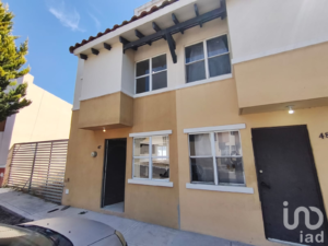 CASA EN VENTA EN REAL SOLARE EL MARQUÉS QUERETARO