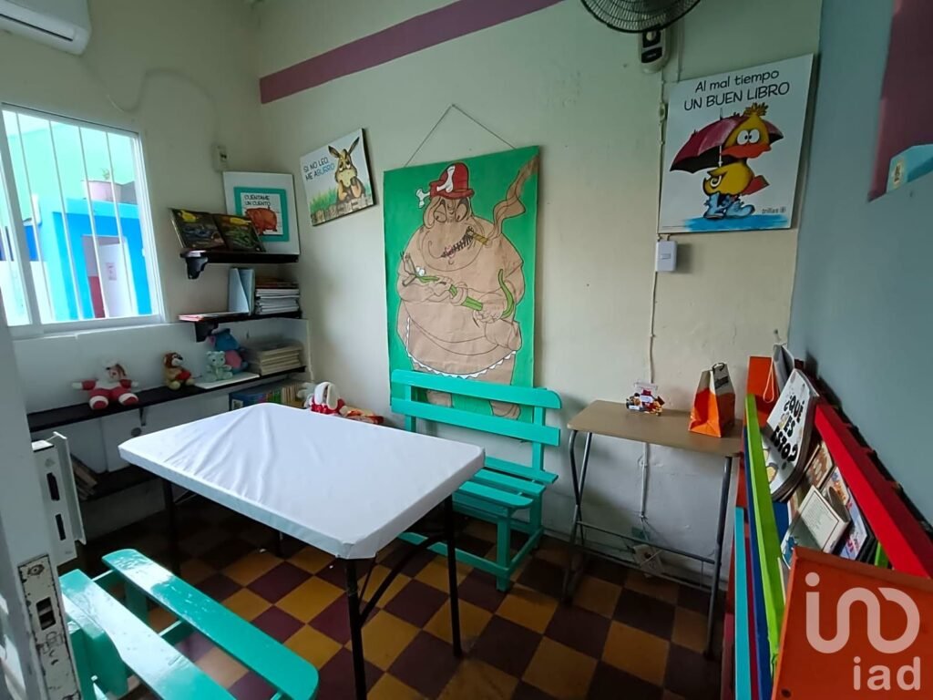 Edificio escolar en venta, en el tejar