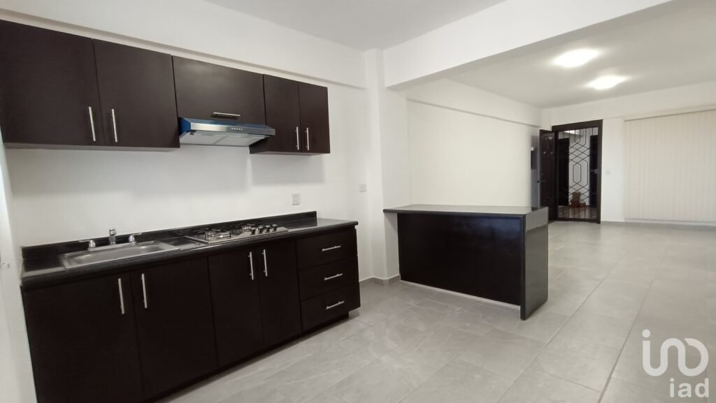 DEPARTAMENTO EN RENTA SIN AMUEBLAR CERRO HUECO