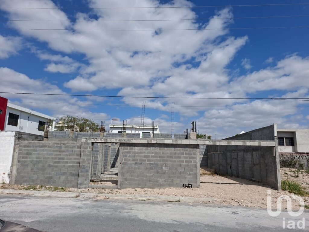 TERRENO en VENTA con Obra iniciada de Calidad y Proyecto Arq. en Lomas de SINAI , REYNOSA - 2330513 terreno en venta terreno en venta con obra iniciada de calidad y proyecto arq en lomas de sinai reynosa 289533