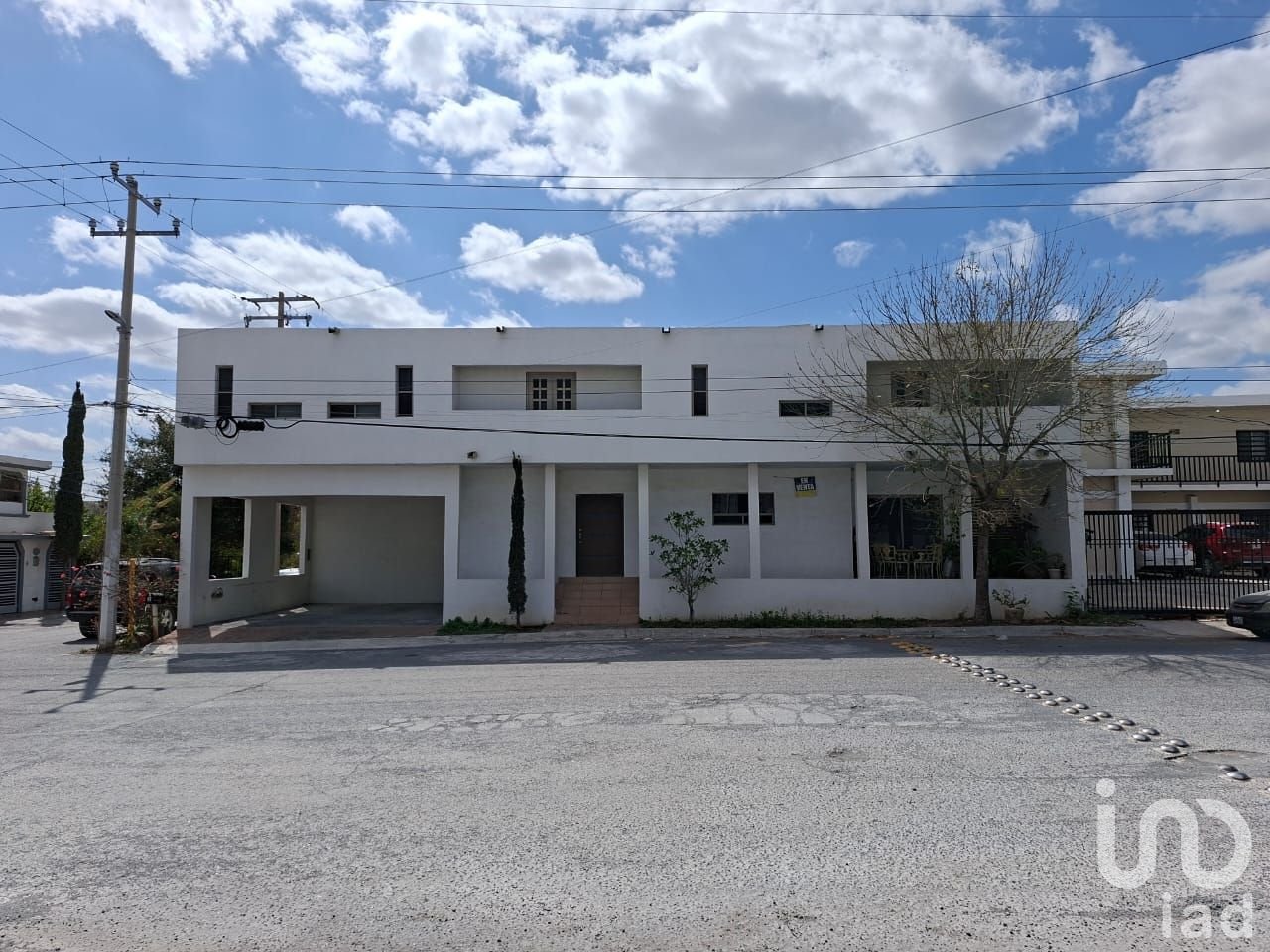 Amplia CASA en VENTA en Esquina, Lomas de Sinai , REYNOSA