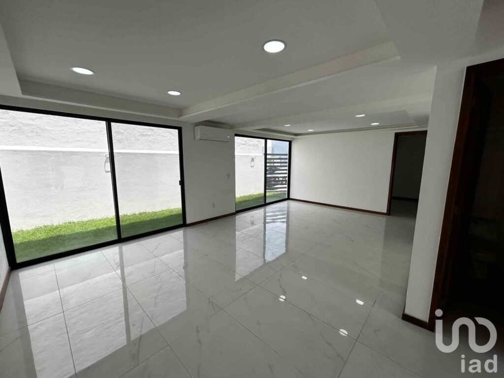 Casa en Venta en Fraccionamiento, en Ramal de la Tijera Tlajomulco de Zúñiga Guadalajara Jalisco