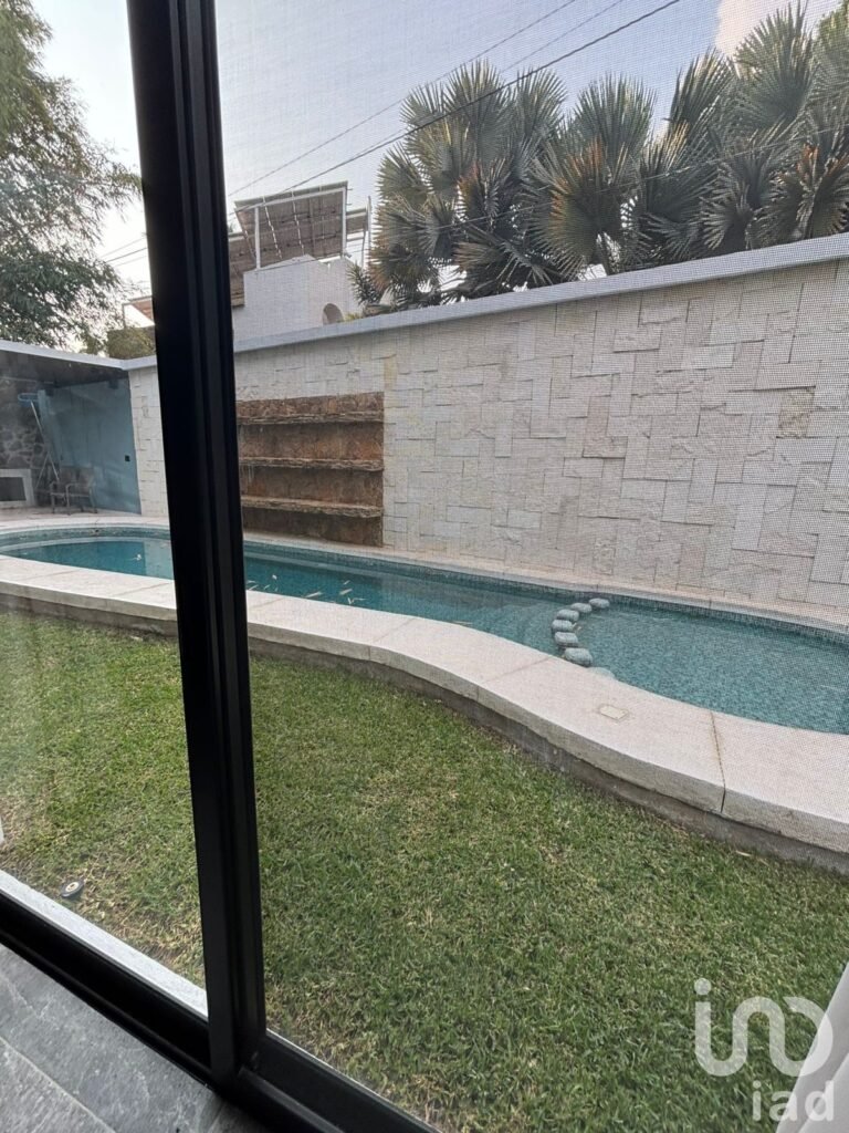RESIDENCIA EN VENTA EN PALMIRA, CUERNAVACA, MORELOS