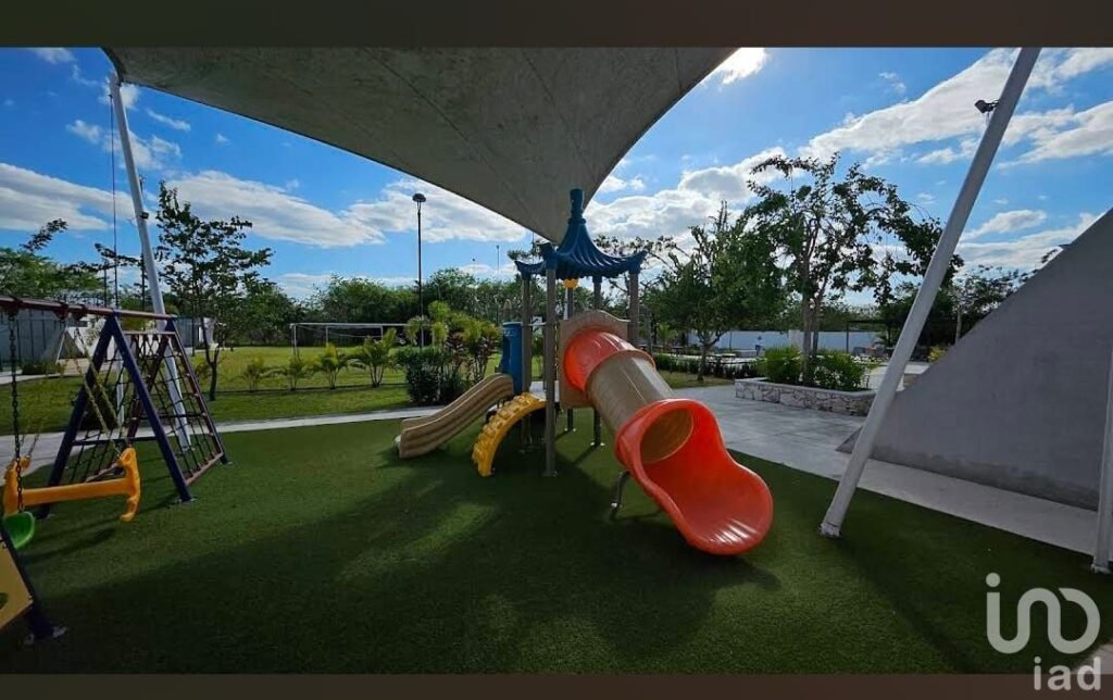 TERRENO EN BLANCA RESIDENCIAL MERIDA YUCATAN