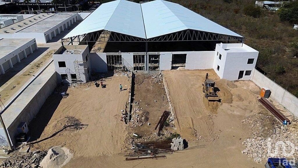 AMPLIA BODEGA EN RENTA, ZONA NORTE