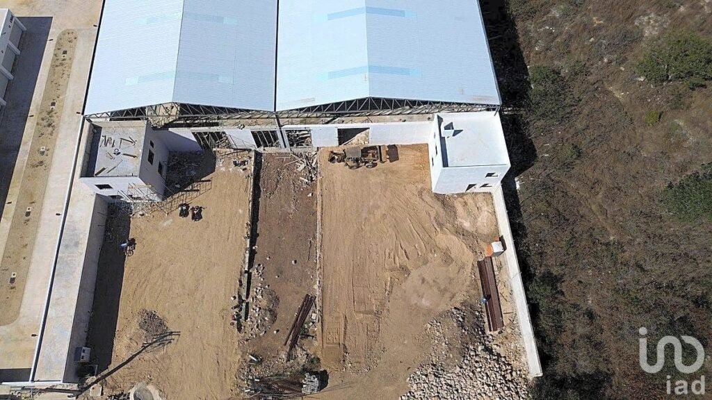 AMPLIA BODEGA EN RENTA, ZONA NORTE