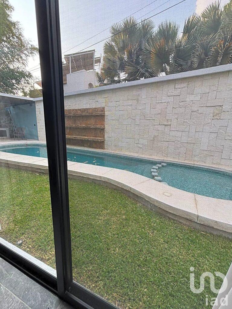 RESIDENCIA EN VENTA EN PALMIRA, CUERNAVACA, MORELOS