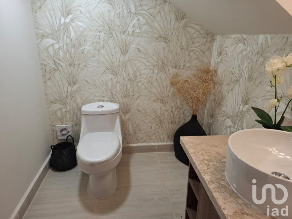 CASA EN VENTA EN PRIVADA CON CASA CLUB EN LA PAZ BAJA CALIFORNIA SUR