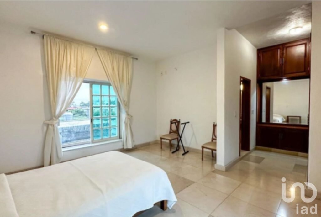 SE VENDE RESIDENCIAL EN ZONA DORADA DE LA CIUDAD DE COLIMA, MEXICO