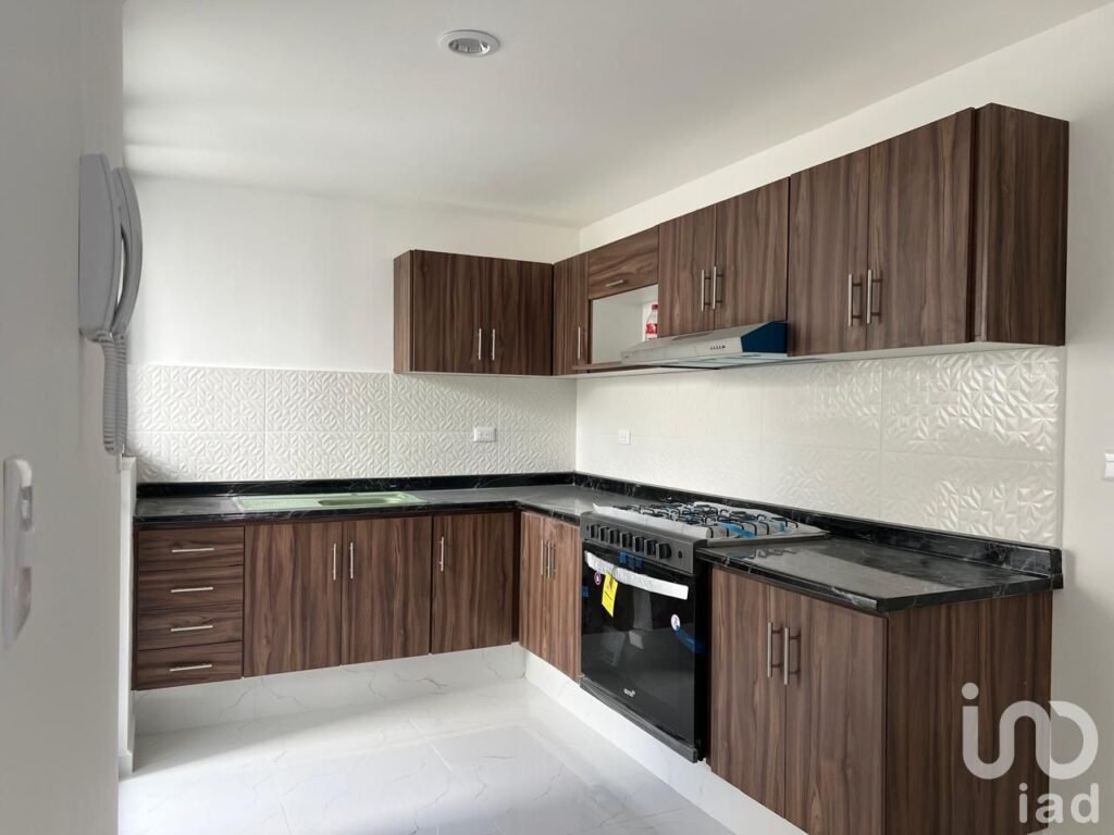 Casa en venta en Col. Loma Linda con estacionamiento para dos autos - 2330877 casas en venta casa en venta en col loma linda con estacionamiento para dos autos 289609