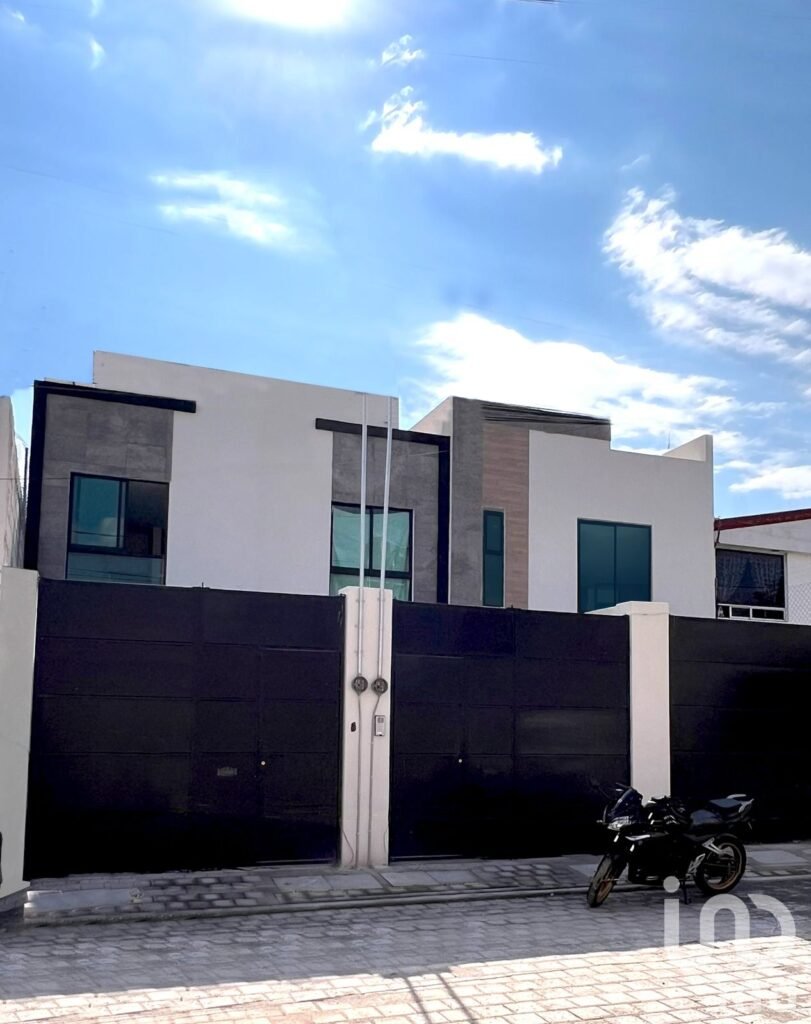 Casa en venta en Col. Loma Linda