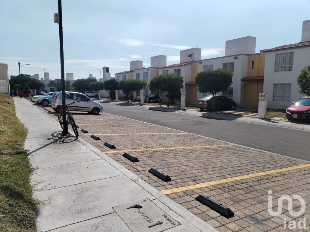 Departamento en VENTA La cantera Cd. del Sol Queretaro