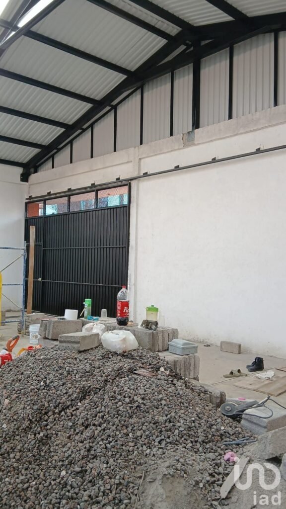 Bodega en renta en col. Santa María Nativitas, Xochimilco, CDMX.