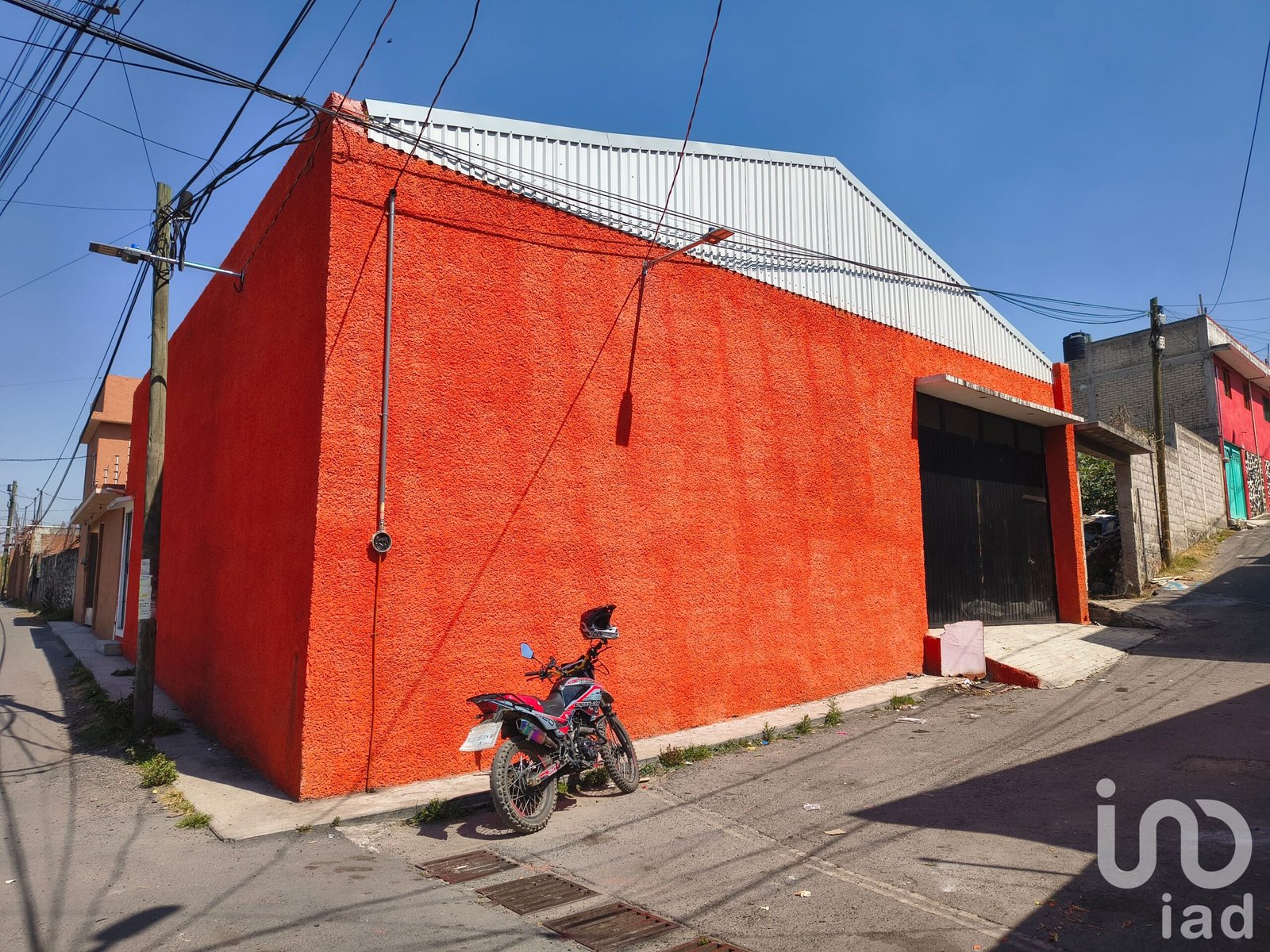 Bodega en renta en col. Santa María Nativitas, Xochimilco, CDMX.