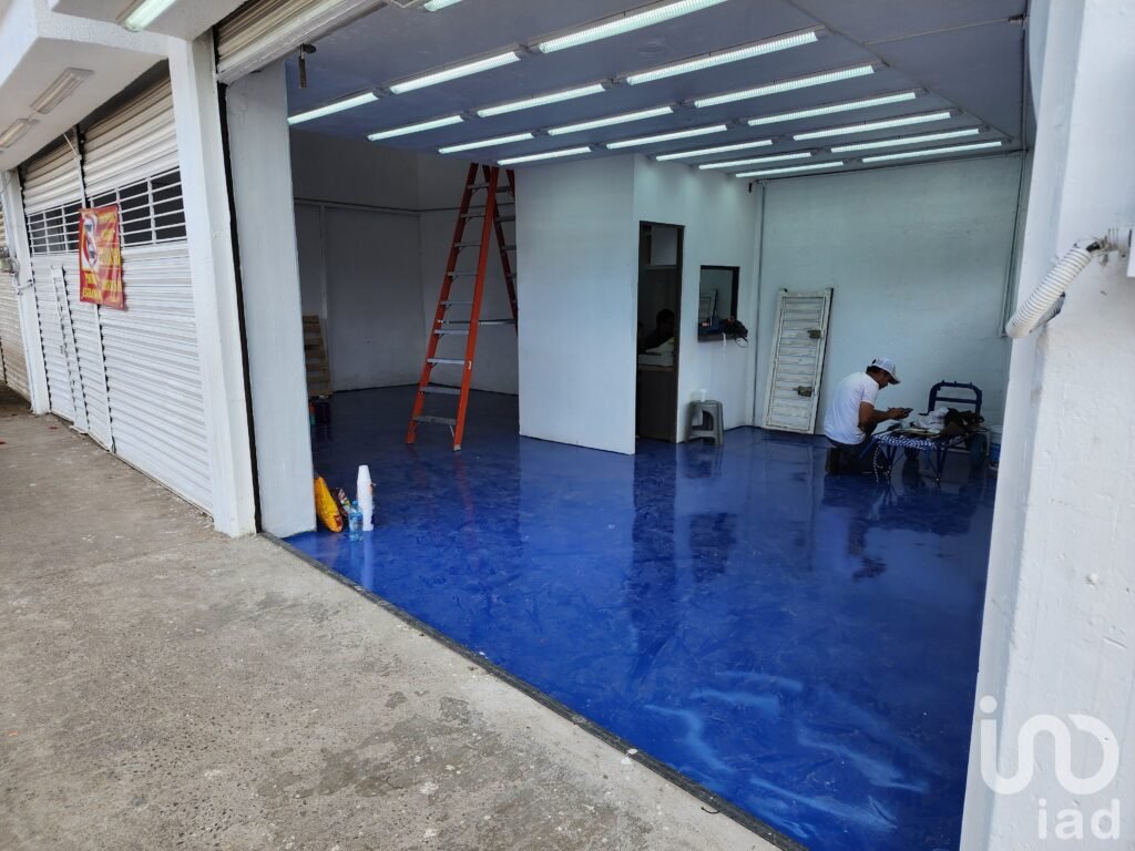 Mercado de Abastos GDL, BODEGA ESQUINA en RENTA