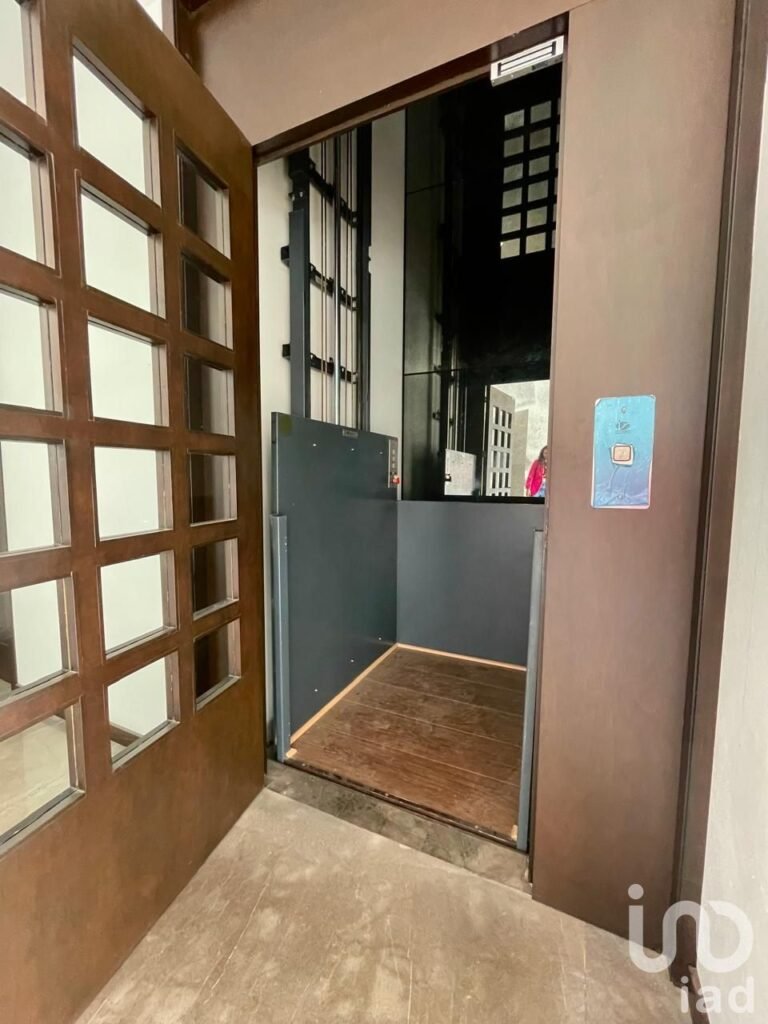 CASA EN LA GRAN RESERVA LOMAS DE ANGELOPOLIS