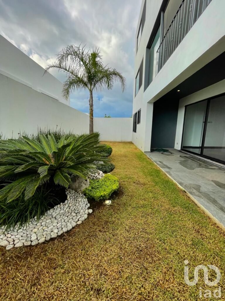 CASA EN LA GRAN RESERVA LOMAS DE ANGELOPOLIS