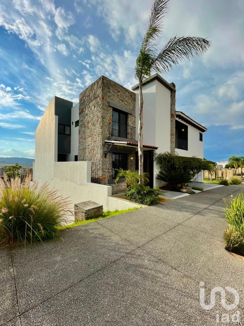 CASA EN LA GRAN RESERVA LOMAS DE ANGELOPOLIS