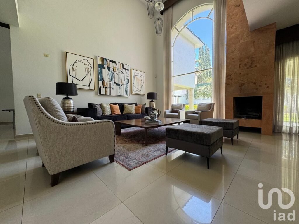 CASA RESIDENCIAL EN VENTA  EN LA HERRADURA AL NORTE DE AGUASCALIENTES