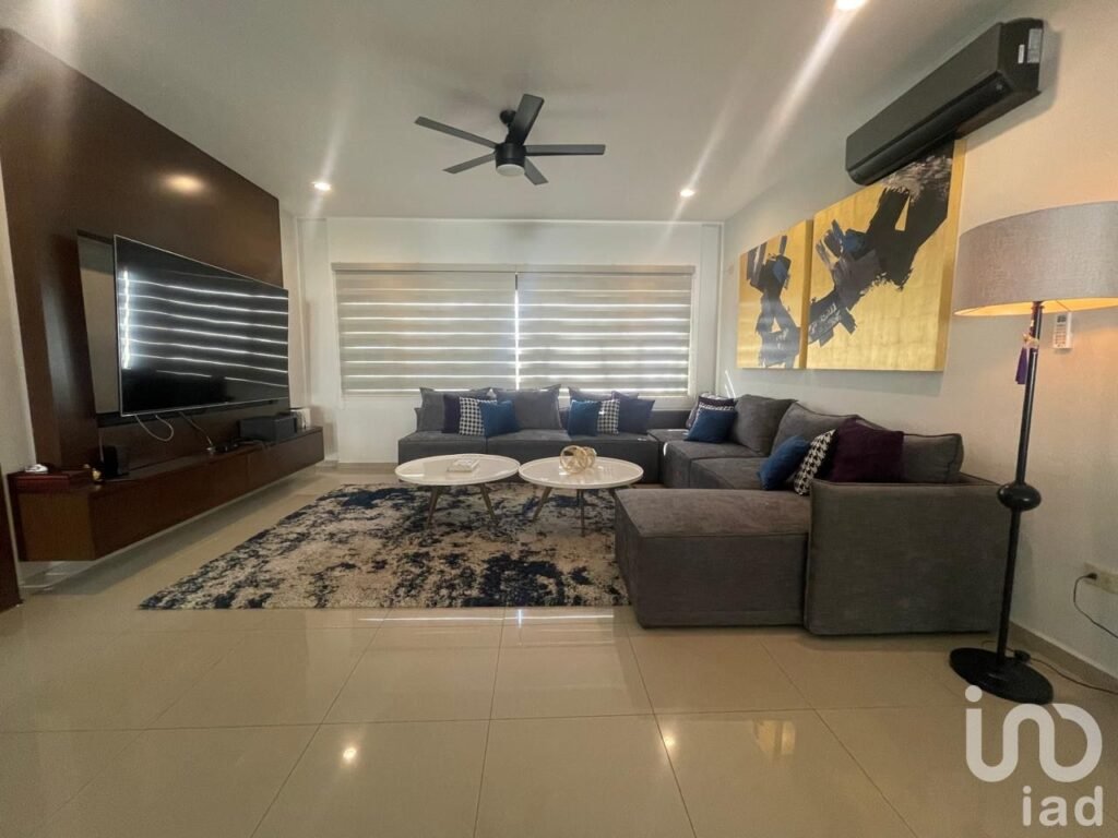 CASA RESIDENCIAL EN VENTA  EN LA HERRADURA AL NORTE DE AGUASCALIENTES