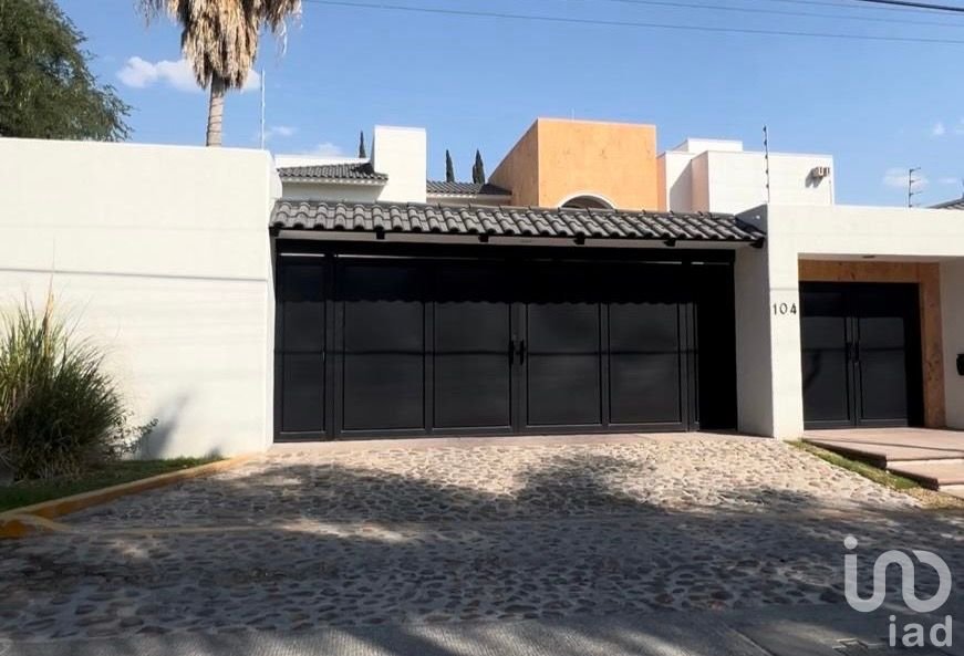CASA RESIDENCIAL EN VENTA  EN LA HERRADURA AL NORTE DE AGUASCALIENTES