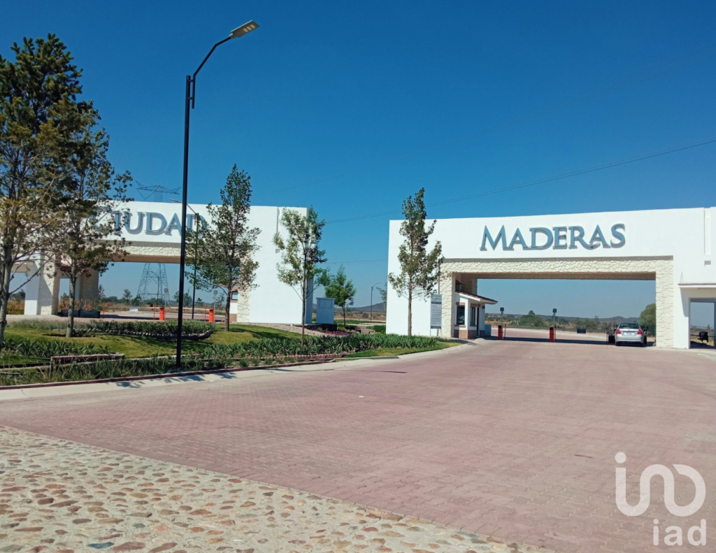 Terreno Habitacional en Venta Ciudad Maderas Corregidora – Oliva, 198 m², Entrega Inmediata