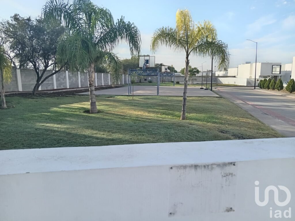 CASA EN RENTA LA VIDA CORREGIDORA QUERETARO