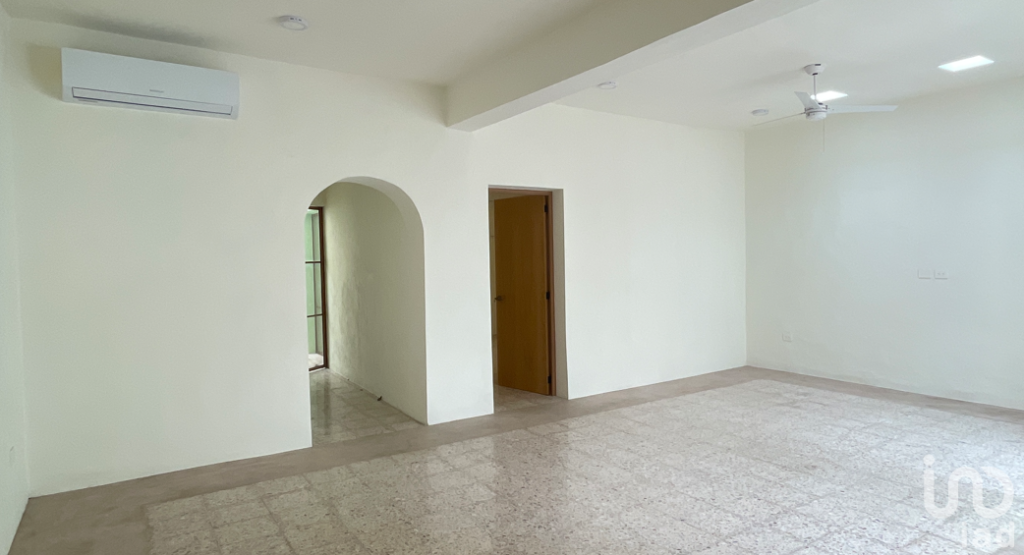 HERMOSA CASA EN VENTA EN EL CENTRO DE MERIDA