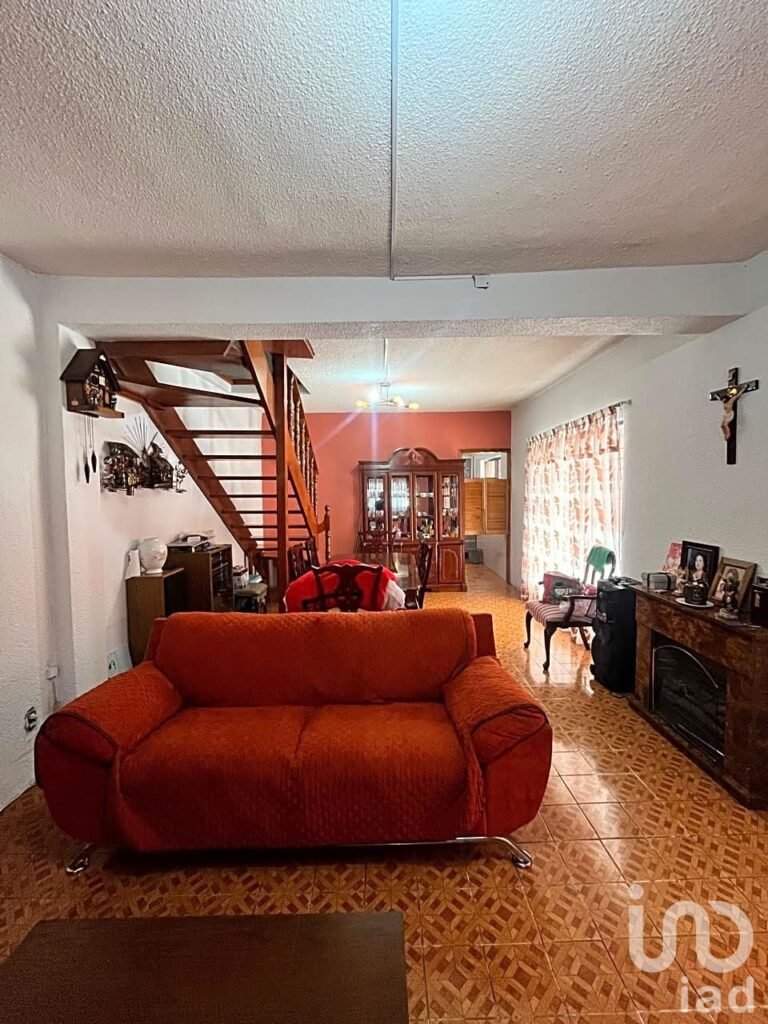 VENTA DE CASA COL. PAVON NEZAHUALCOYOTL