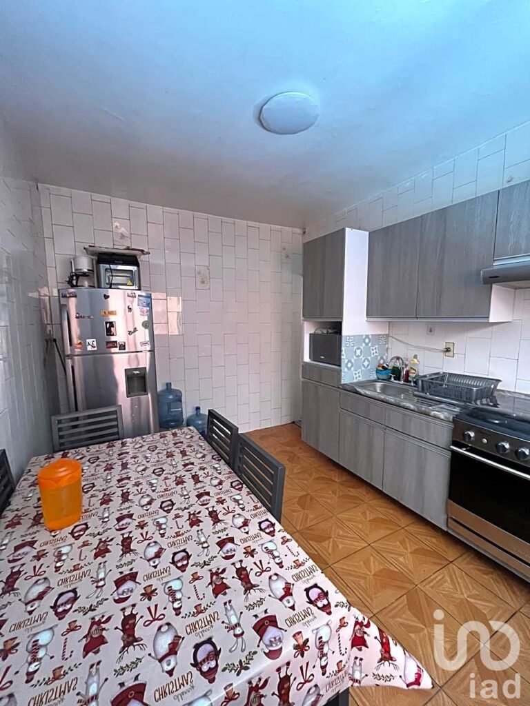 VENTA DE CASA COL. PAVON NEZAHUALCOYOTL