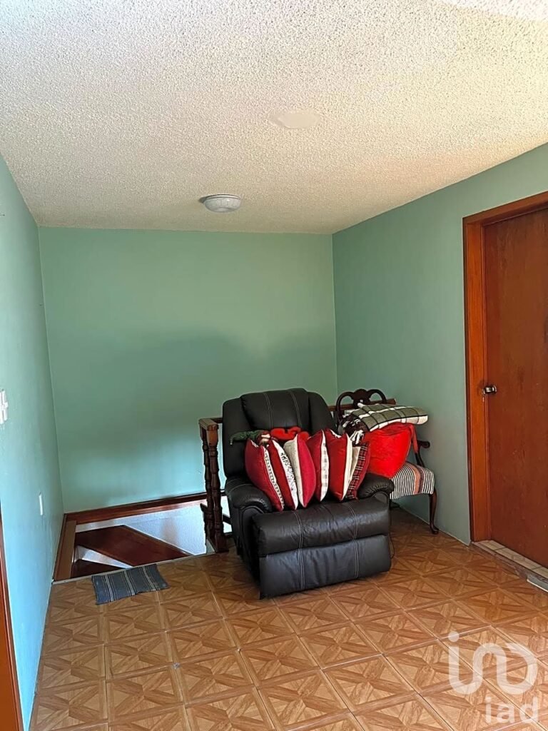 VENTA DE CASA COL. PAVON NEZAHUALCOYOTL