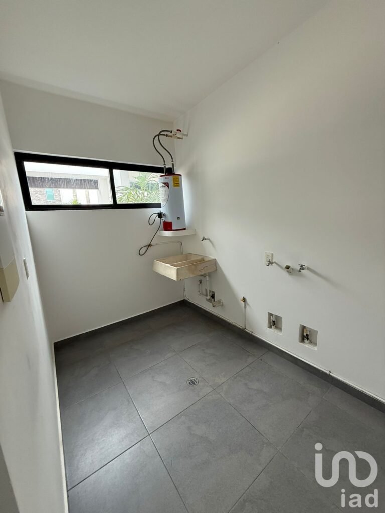 VENTA DE CASA EN RESIDENCIAL AQUA, CANCUN