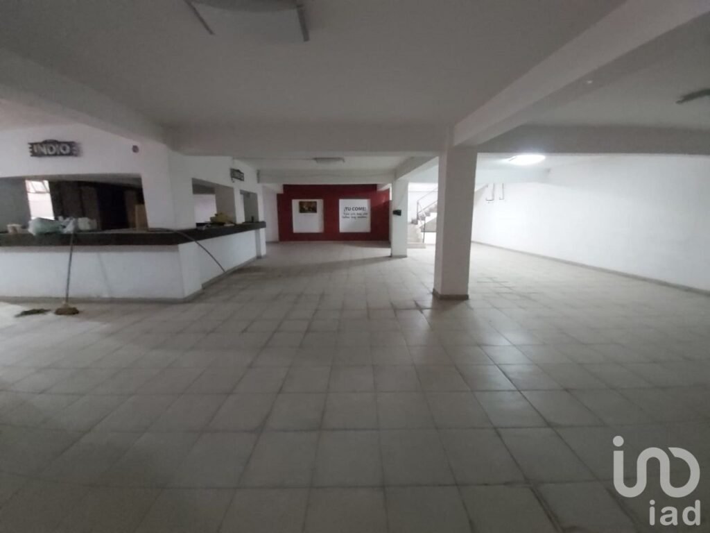 LOCAL COMERCIAL EN VENTA EN BLVD. EVERARDO MARQUEZ, PACHUCA DE SOTO, HIDALGO