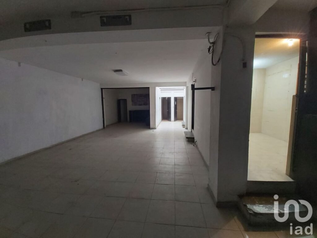 LOCAL COMERCIAL EN VENTA EN BLVD. EVERARDO MARQUEZ, PACHUCA DE SOTO, HIDALGO