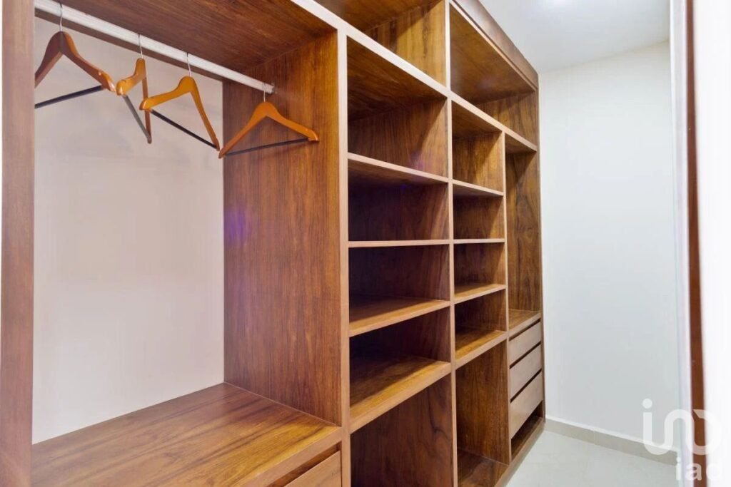 DEPARTAMENTO EN VENTA CERCA AV HUAYACÁN | 2 RECÁMARAS