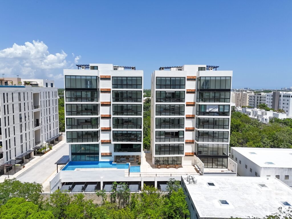 DEPARTAMENTO PENTHOUSE EN VENTA CERCA AV HUAYACÁN