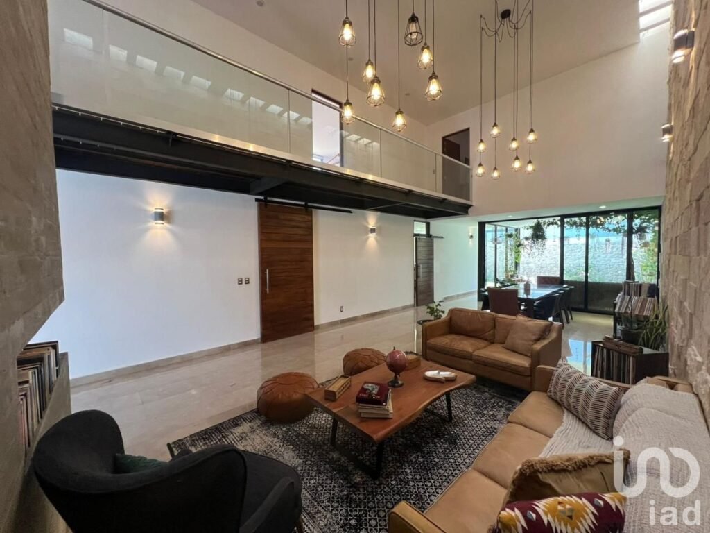 CASA EN VENTA CAÑADAS DEL LAGO CORREGIDORA