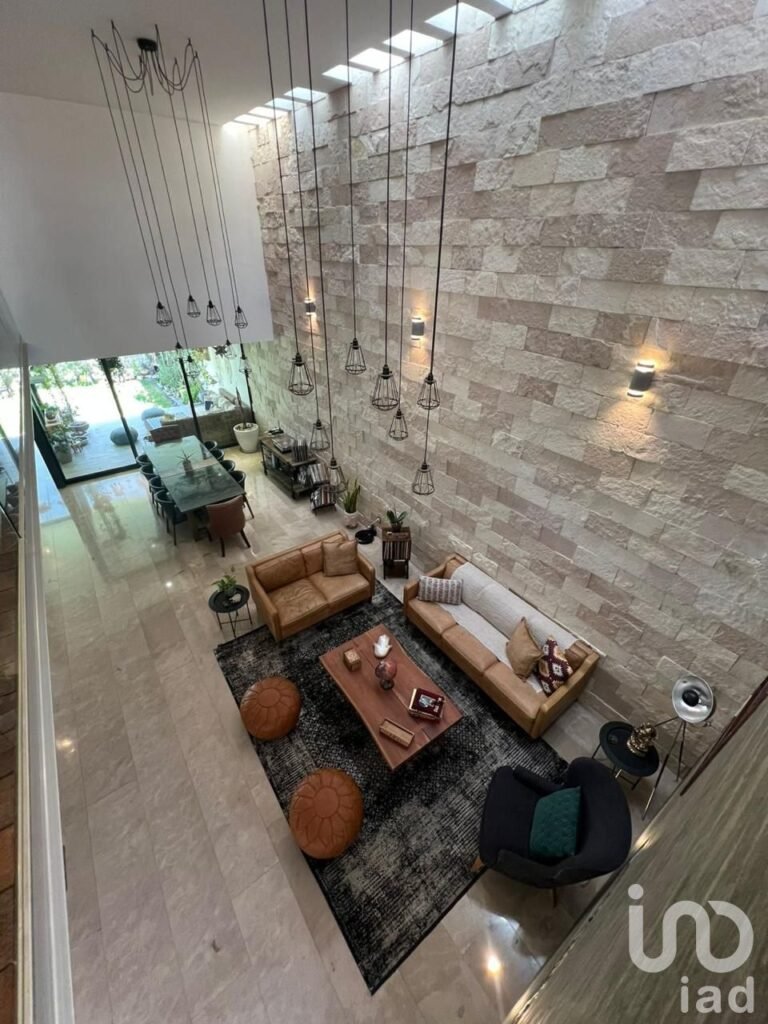 CASA EN VENTA CAÑADAS DEL LAGO CORREGIDORA