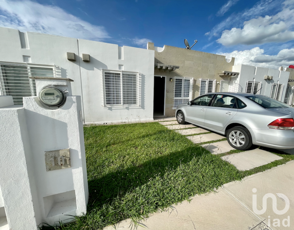 Casa En Renta 1 nivel en Los Encinos Condominio Mónagas (10)