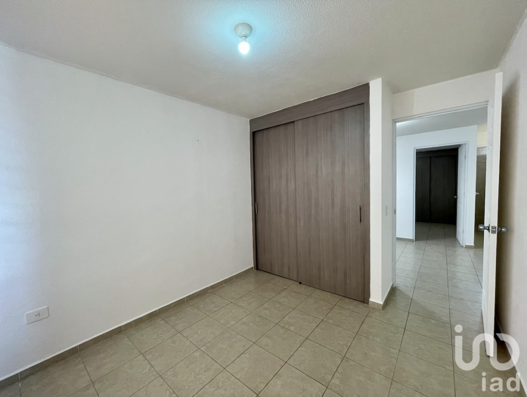 Casa En Renta 1 nivel en Los Encinos Condominio Mónagas (10)