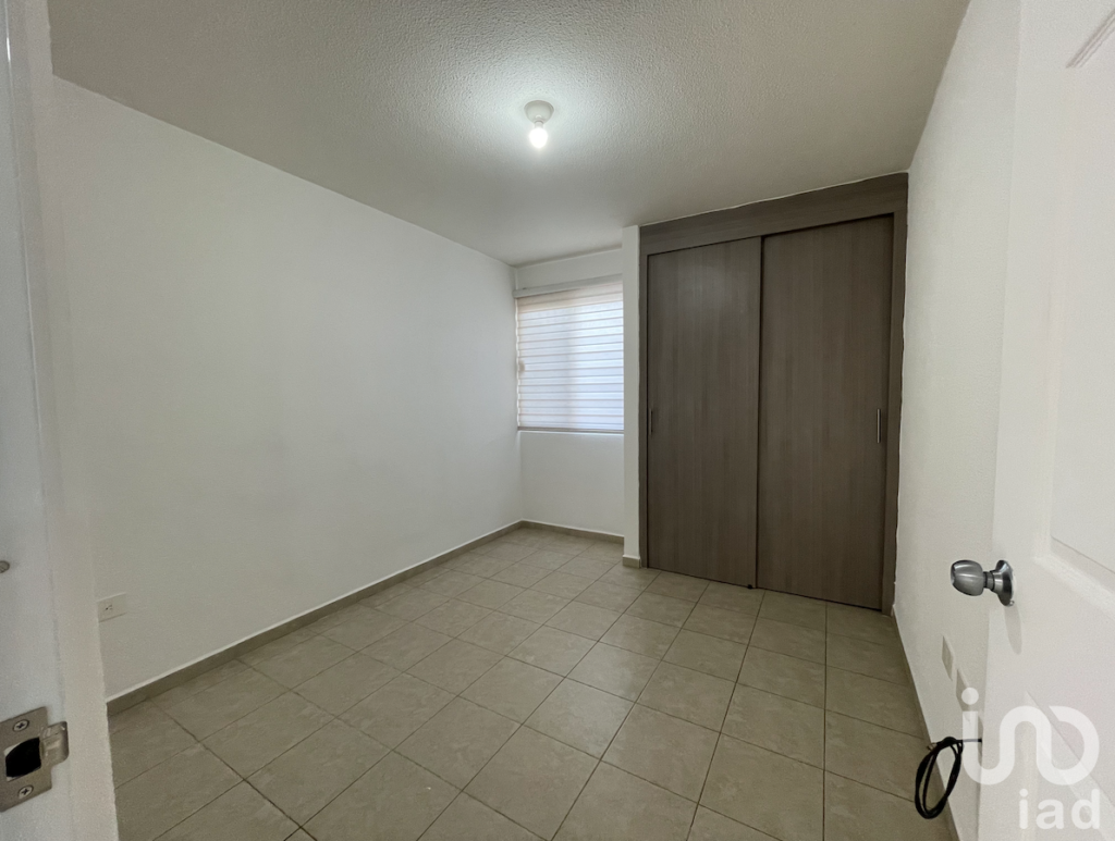 Casa En Renta 1 nivel en Los Encinos Condominio Mónagas (10)