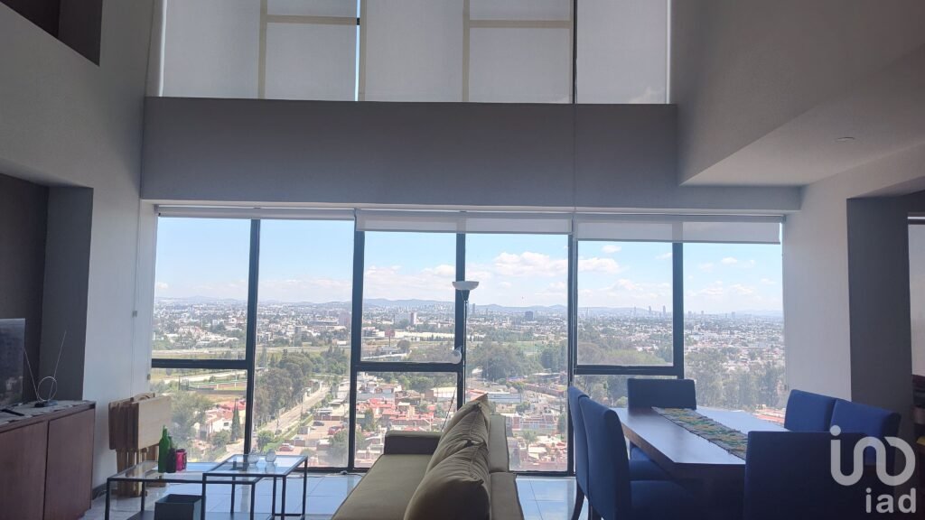 Penthouse amueblado para Ejecutivo por Forjadores, cerca de Volkswagen, Finsa, UDLAP.