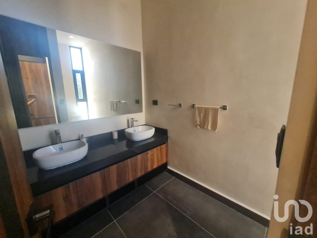 VENTA DE DEPARTAMENTO EN UMMBAL, CANCUN