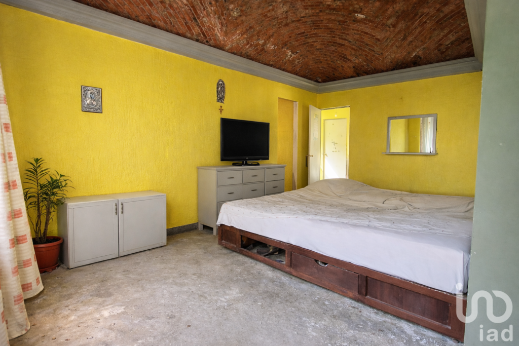 Casa en VENTA, LA JOYA, QUERETARO. Terreno excedente, Requiere Mantenimiento (Precio Ajustado)