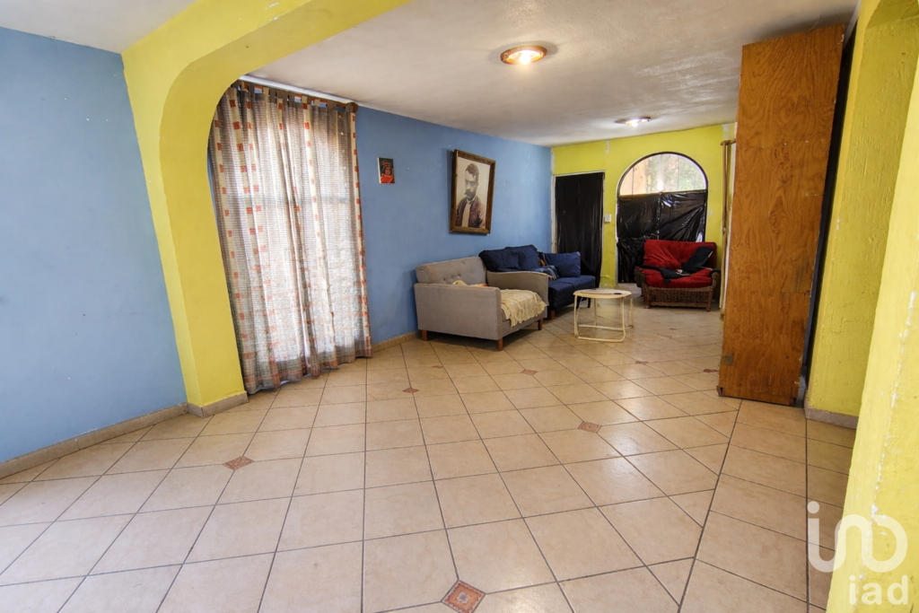 Casa en VENTA, LA JOYA, QUERETARO. Terreno excedente, Requiere Mantenimiento (Precio Ajustado)