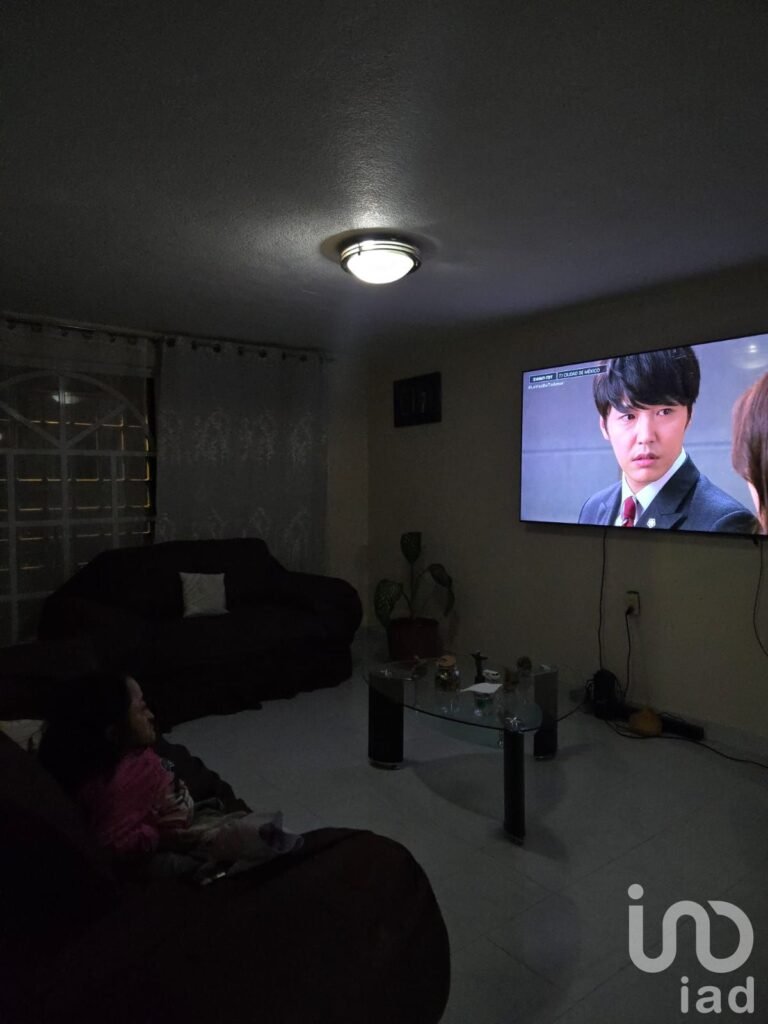 CASA EN VENTA EN BOSQUES DE SAYLA, JARDINES DE MORELOS, ECATEPEC DE MORELOS