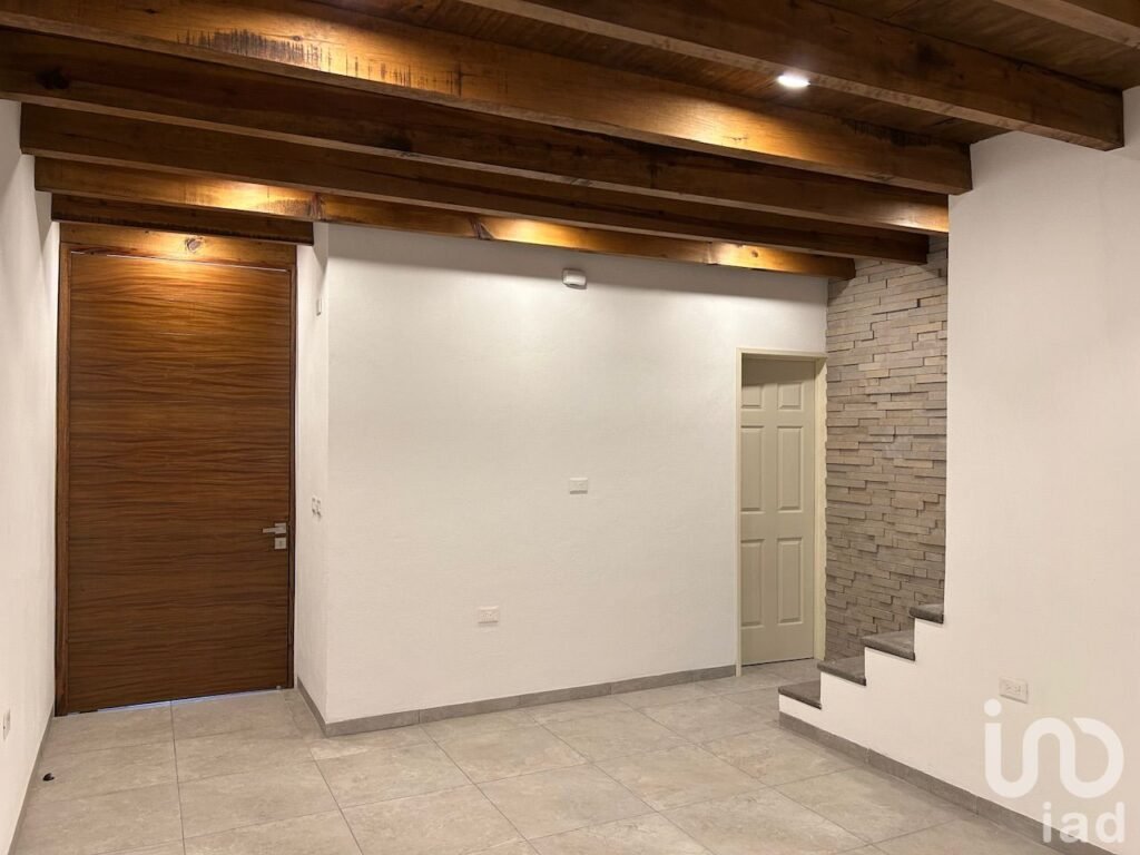 Casa nueva, moderna con fácil acceso a autopista en Cuernavaca