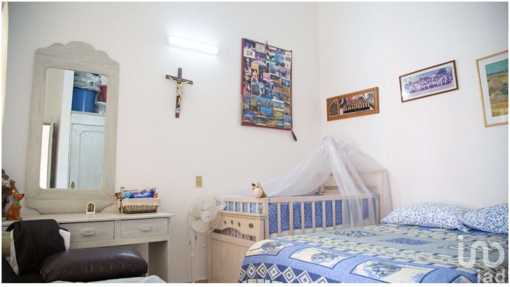 CASA EN RENTA EN LA PRADERA CUERNAVACA CON UN AMPLIO JARDÍN Y ALBERCA