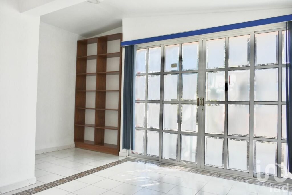 RENTA LOCAL CIRCUITO BAHAMAS COL. LOMAS ESTRELLA 1 SECCION